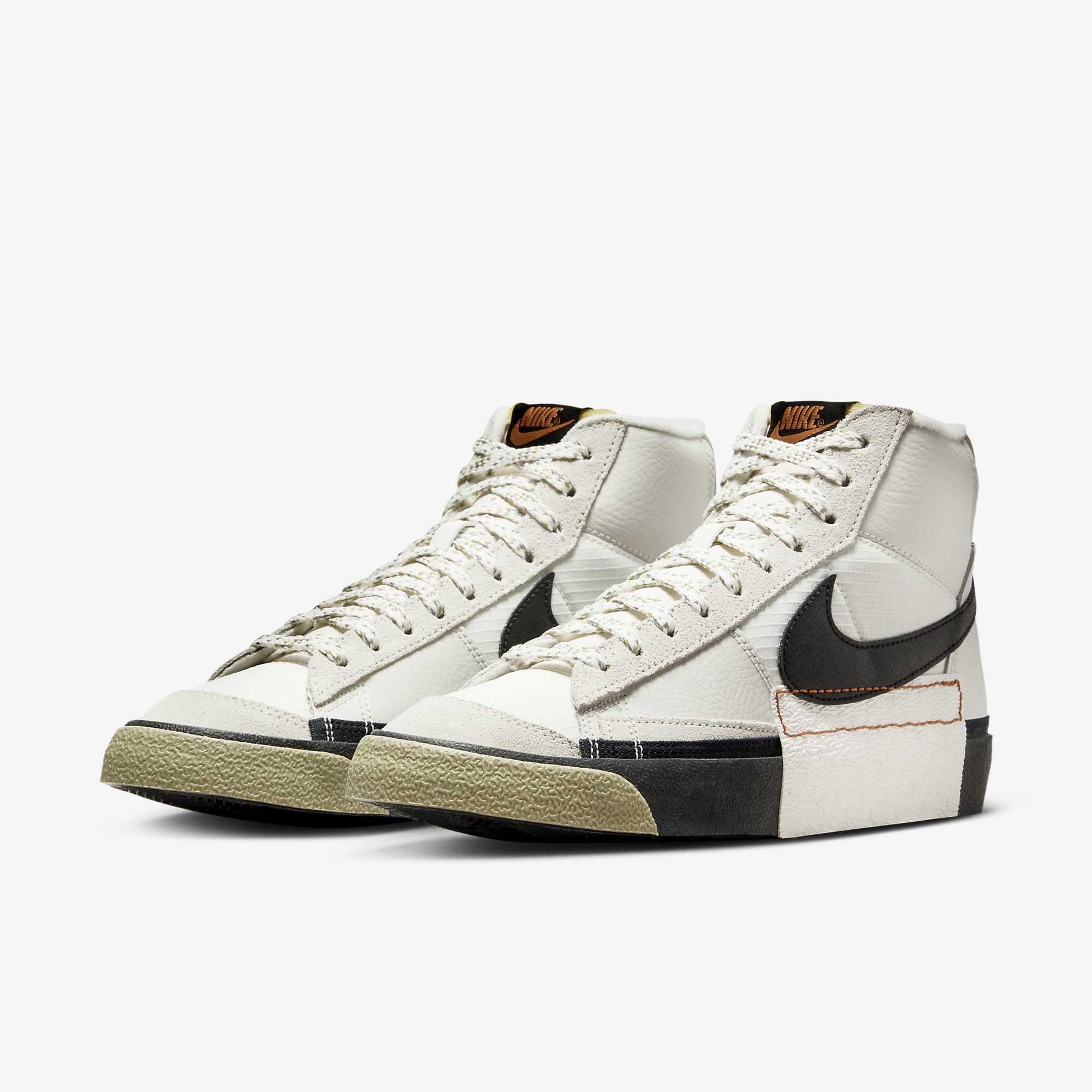 Кросівки Nike Blazer Mid Pro Club FB8891 002