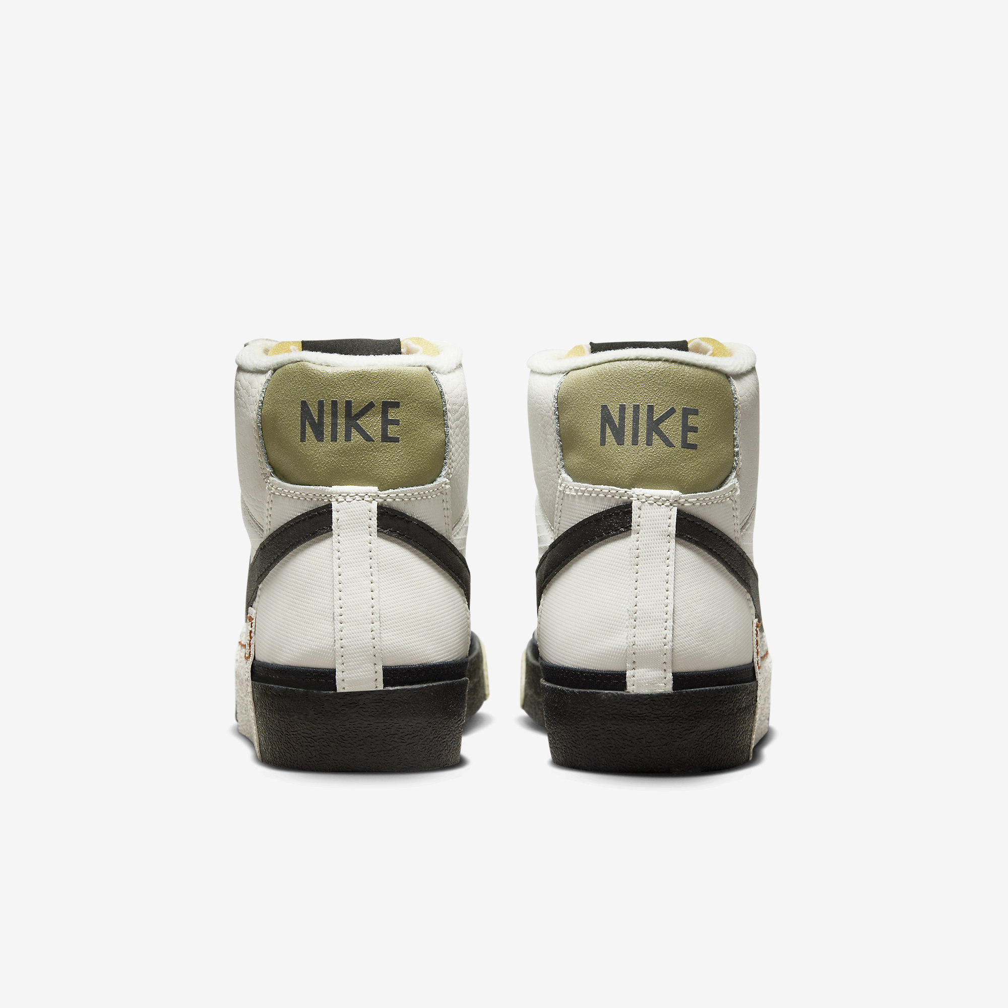 Кросівки Nike Blazer Mid Pro Club FB8891 002