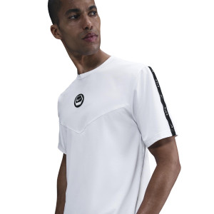 Футболка Nike M NSW CS DF TEE IH4288-100