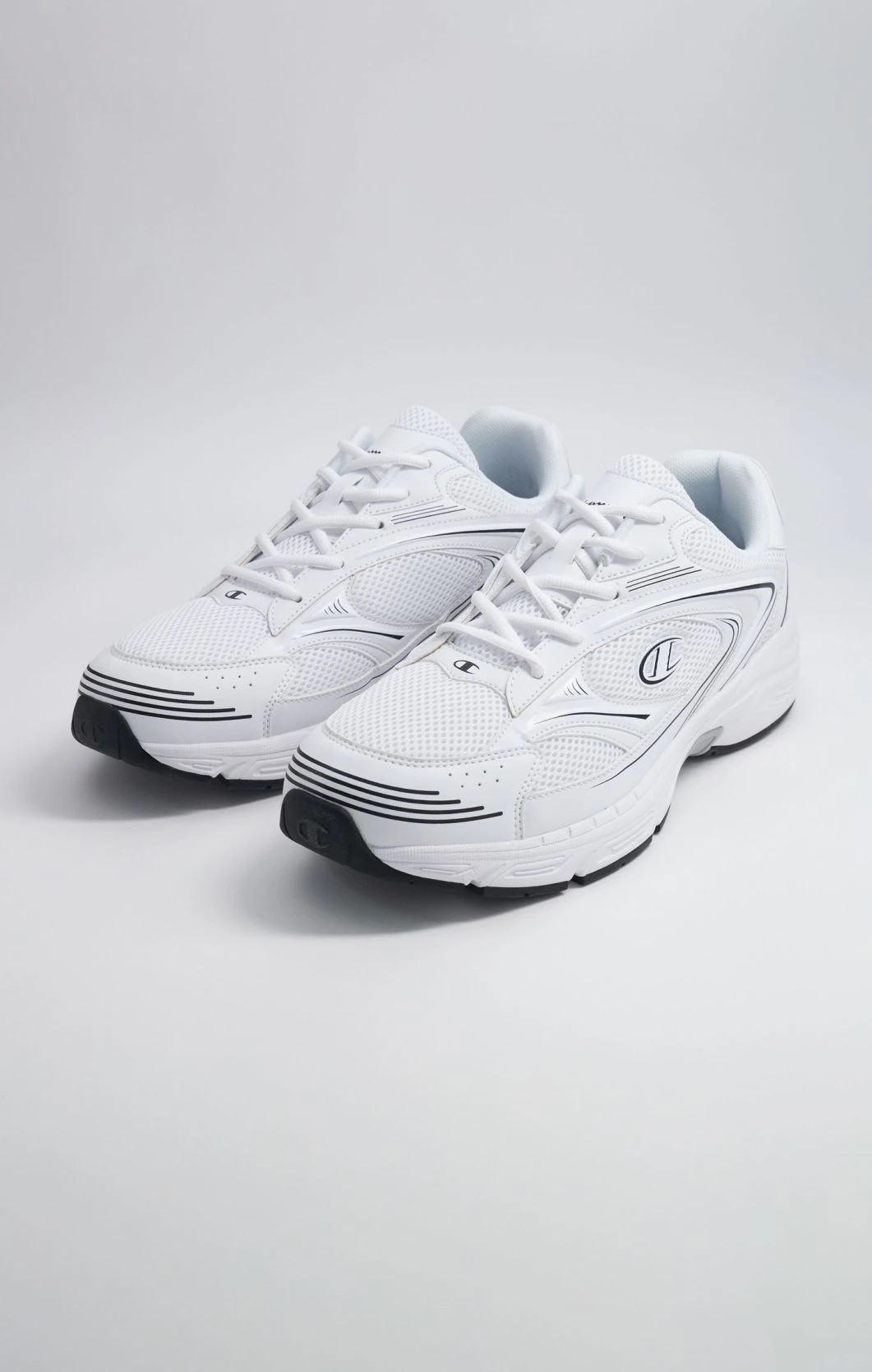 Кросівки run 00 low cut shoe S22314-WW006 Champion 10 (44) Білий S22314-WW006