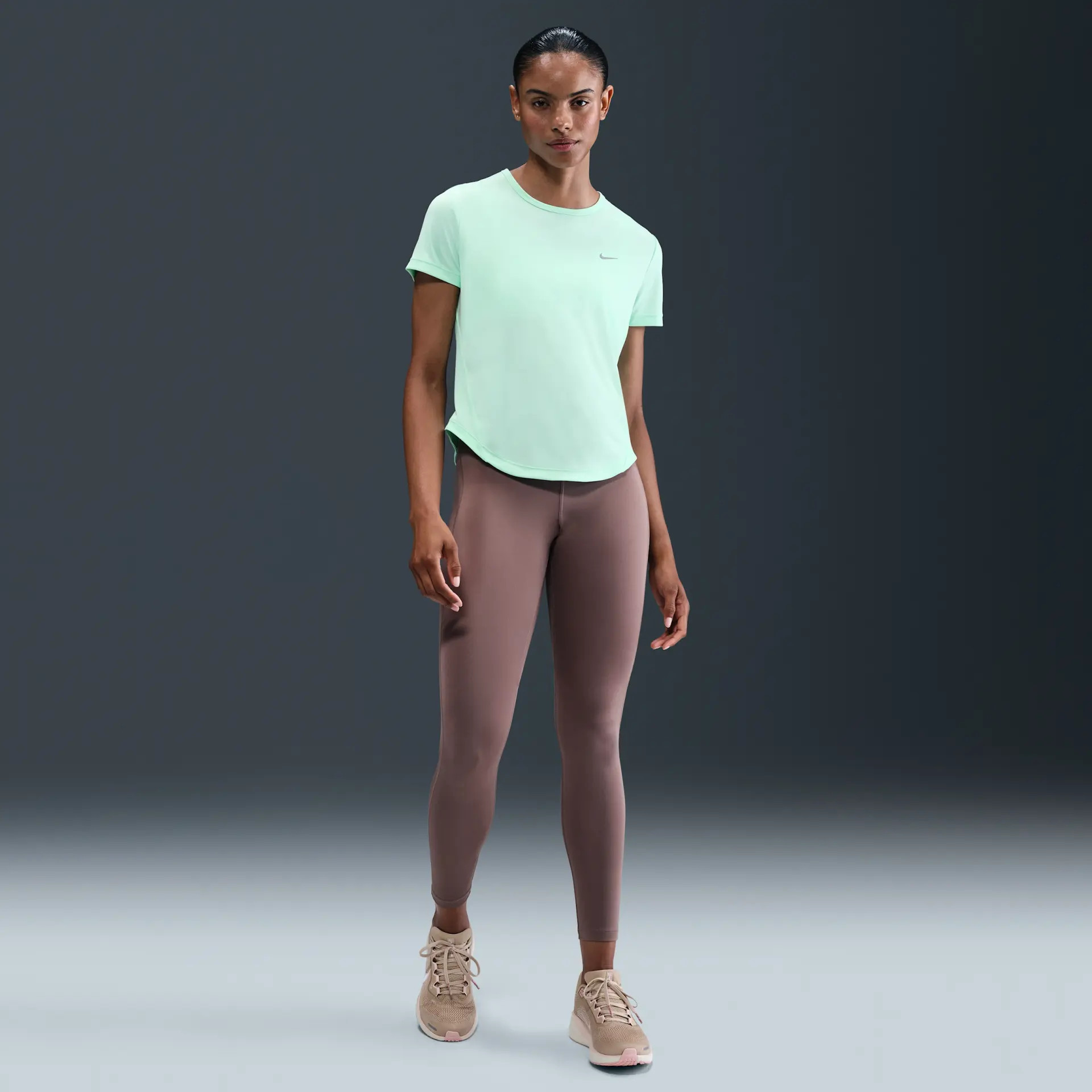 Футболка жіноча Nike Tempo Df Ss Turquoise HQ0648-353