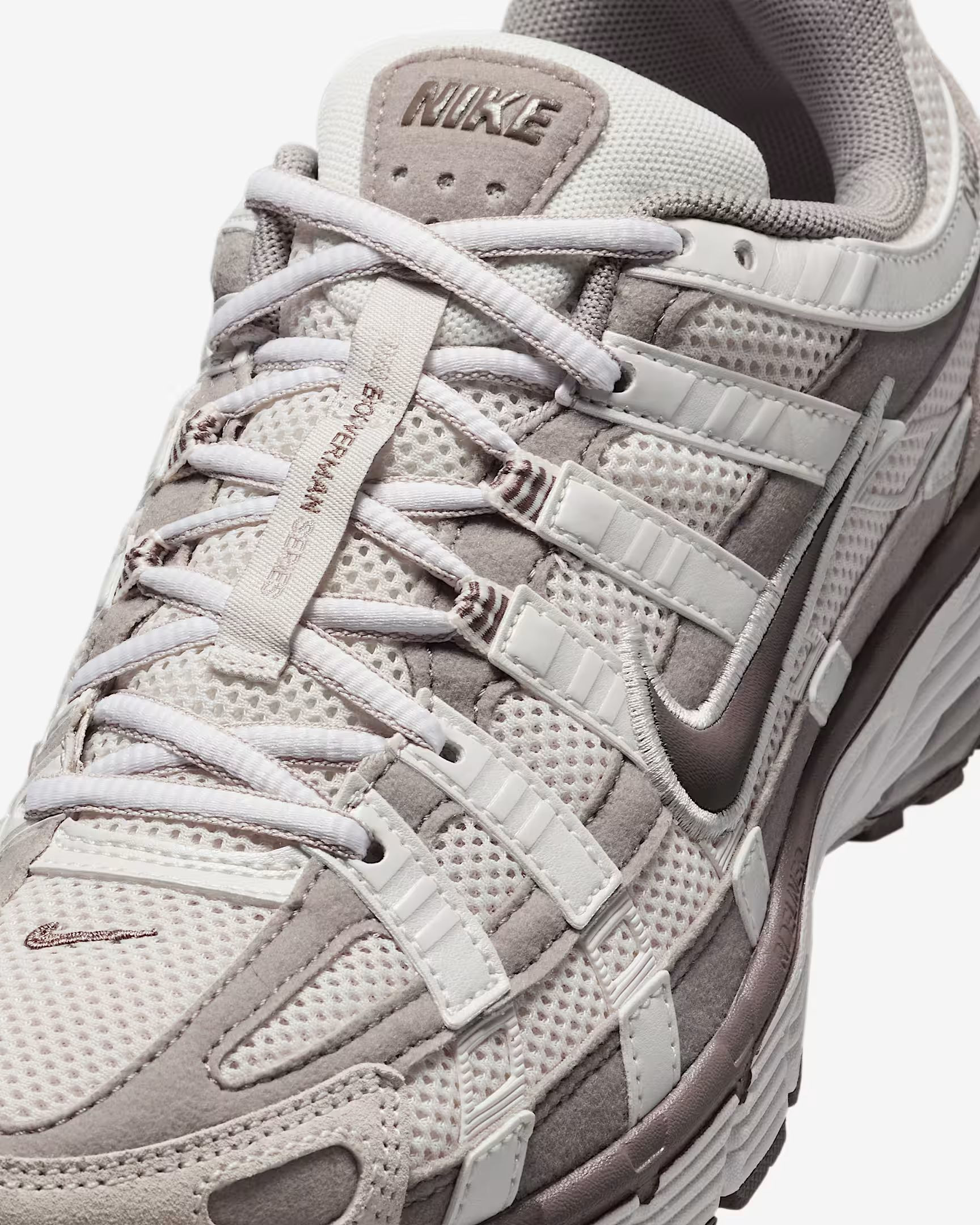 Кросівки Nike W P-6000 HV6353-001