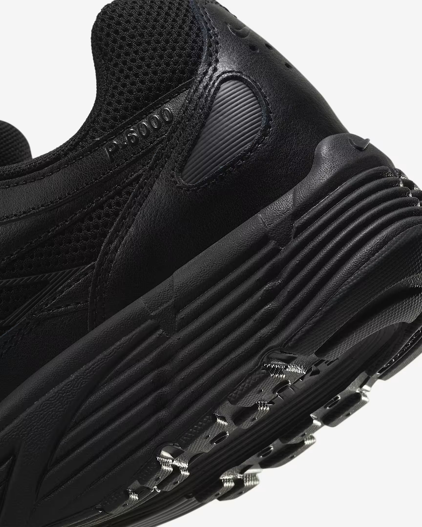 Кросівки Nike P-6000 CD6404-002