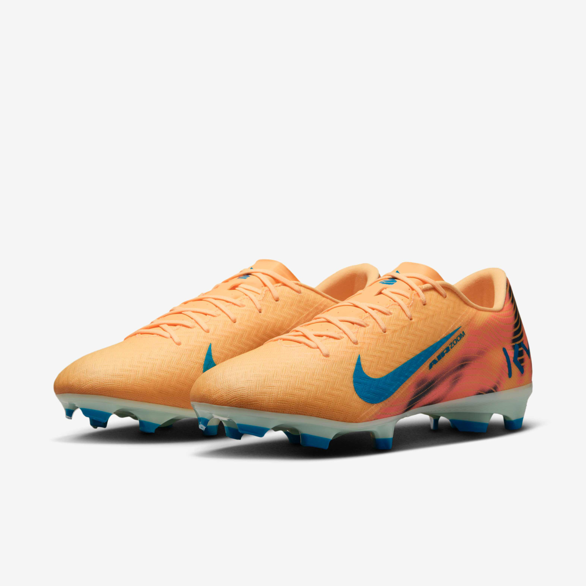 Бутси Nike ZOOM VAPOR 16 ACADEMY KM FG/MG FQ8377-801