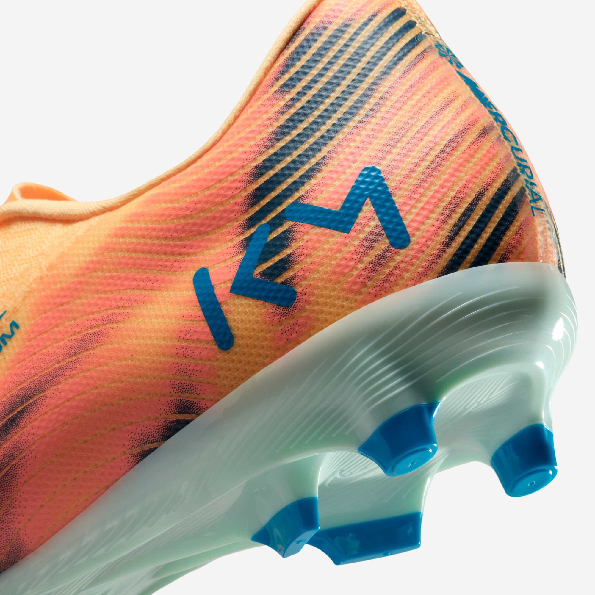 Бутси Nike ZOOM VAPOR 16 ACADEMY KM FG/MG FQ8377-801