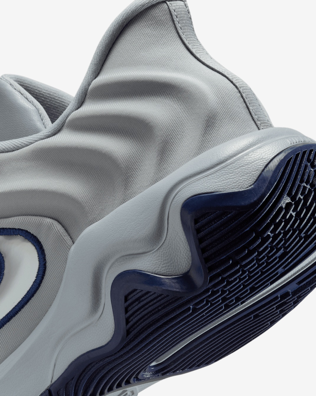 Кросівки Nike GIANNIS IMMORTALITY 4 FQ3680-008