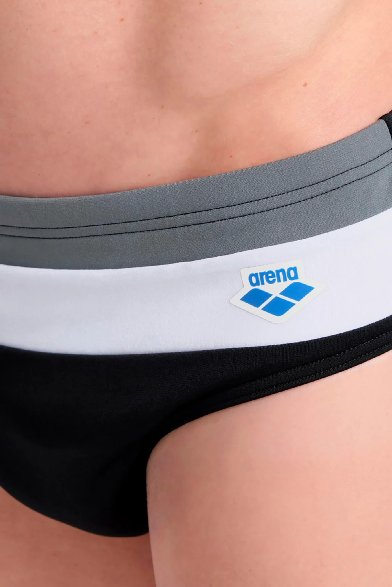 Плавки Arena ICONS SWIM BRIEFS 005044-555