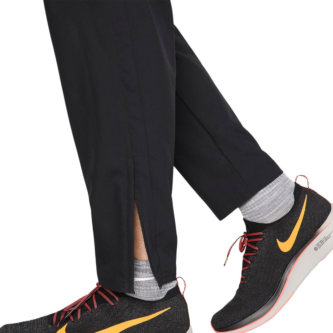 Штани Nike M NK BV4840-010