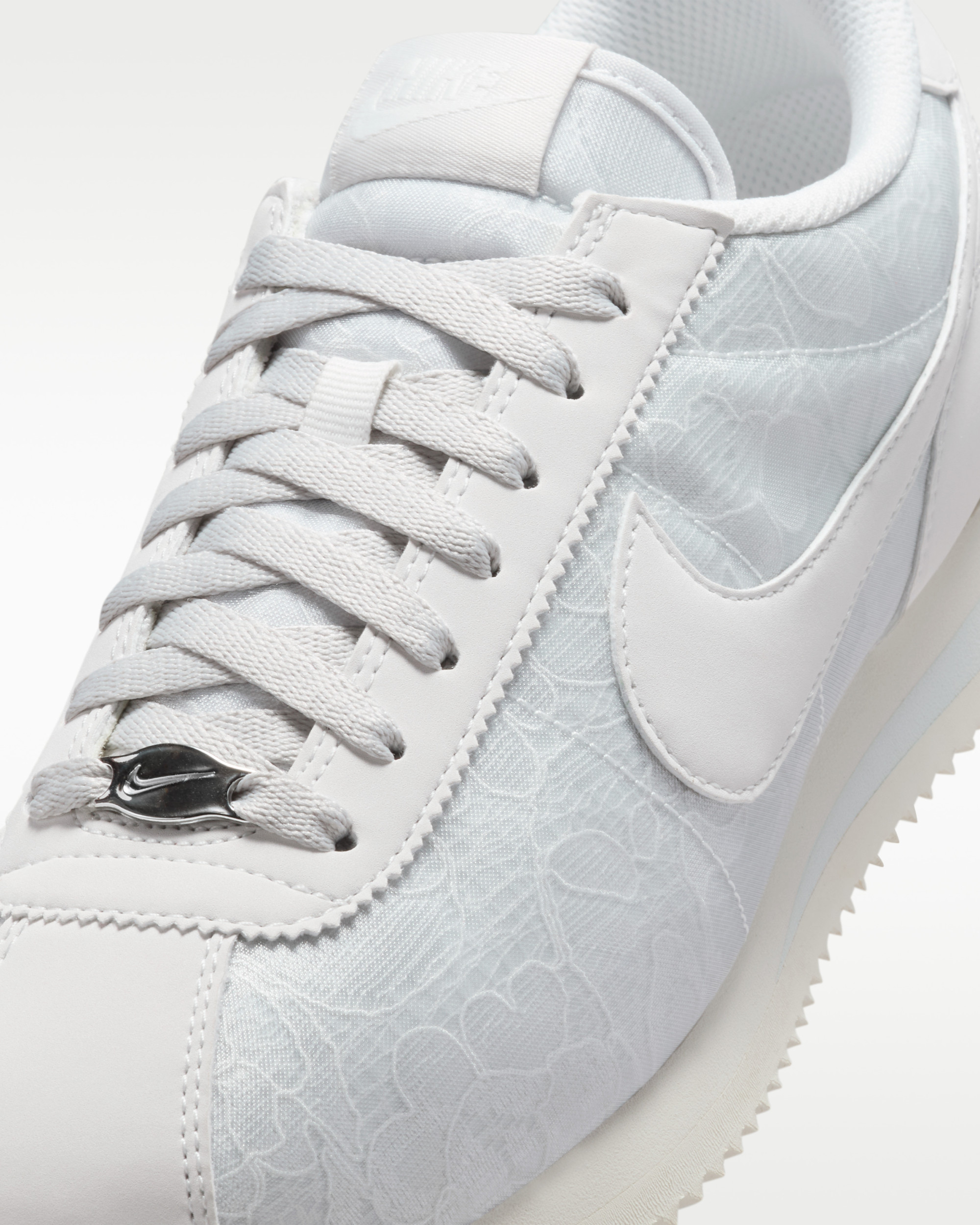 Кросівки Cortez 'Platinum Tint Floral' HM8286-001