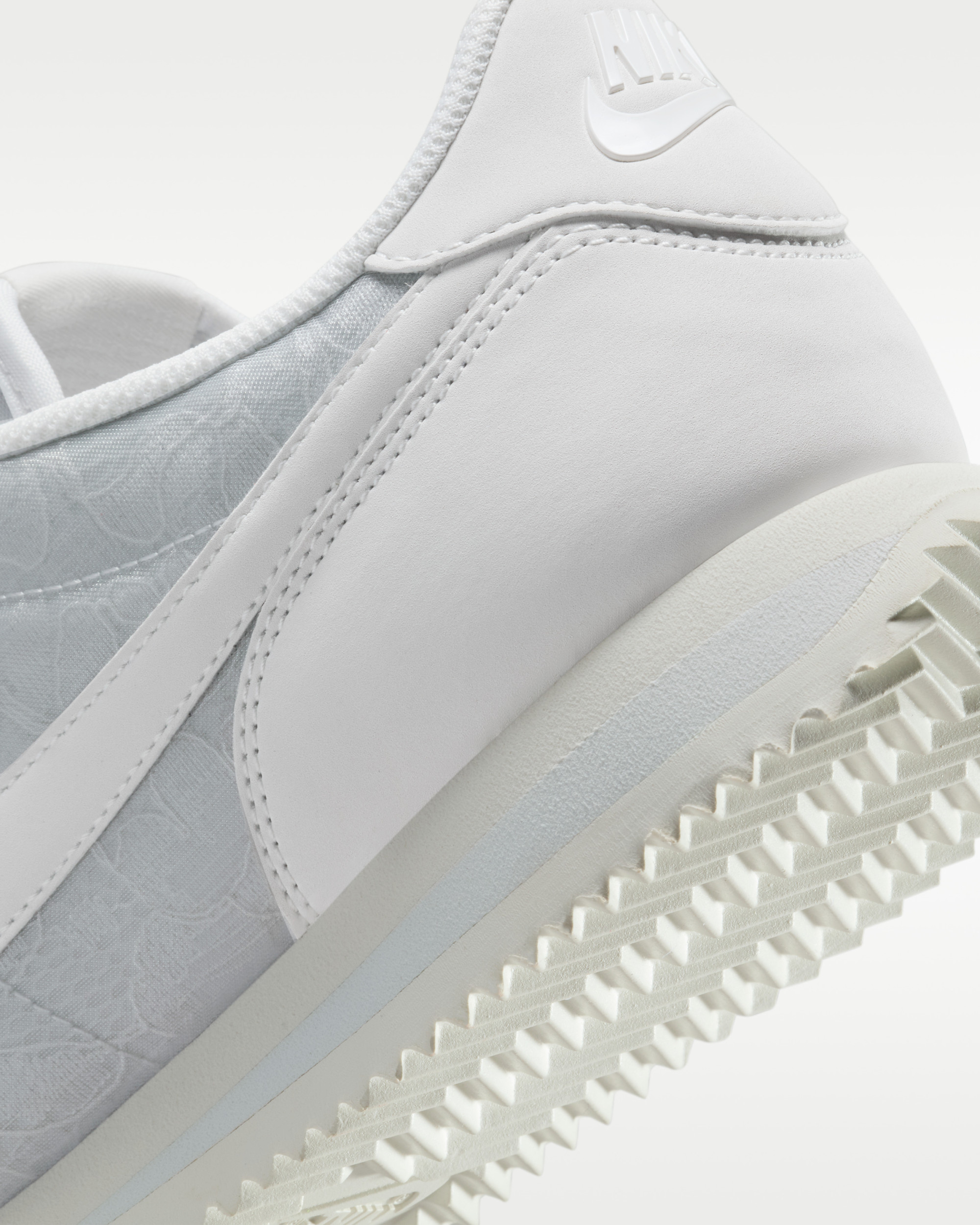 Кросівки Cortez 'Platinum Tint Floral' HM8286-001