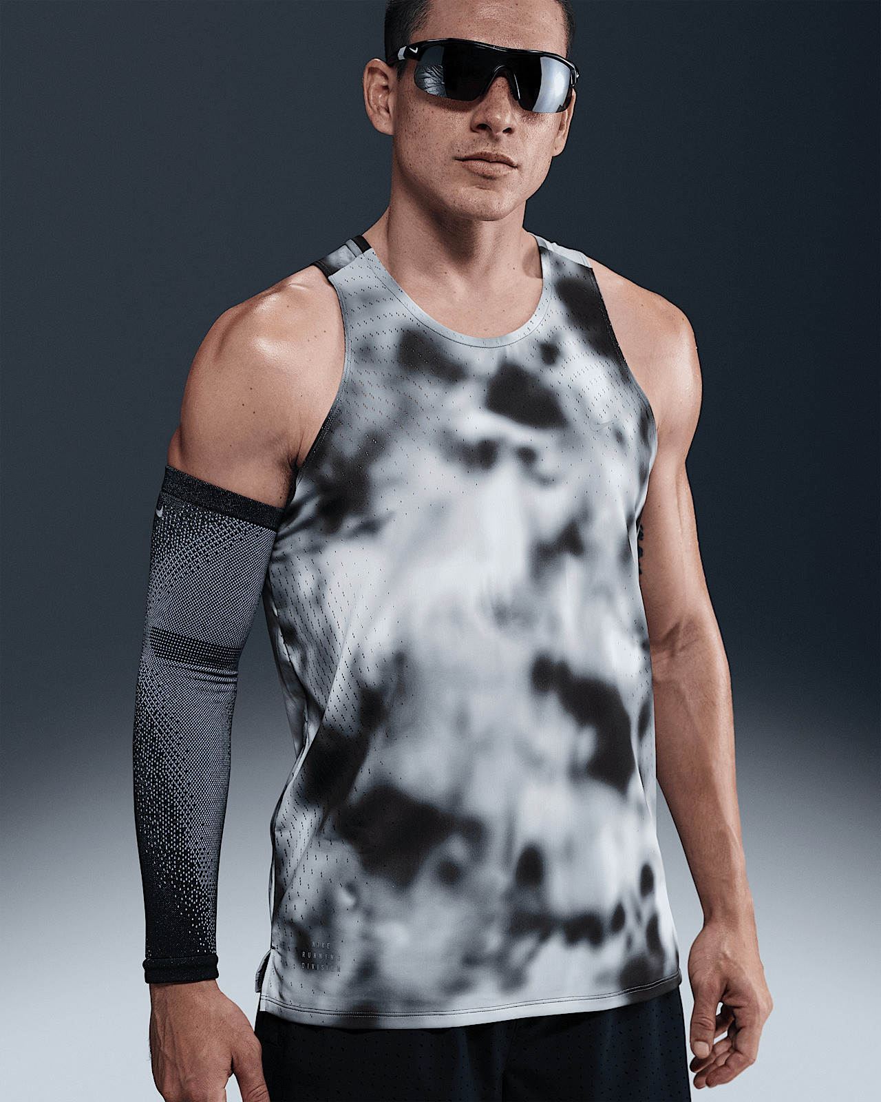 Майка чоловіча Nike Dfadv Breathe Black/Grey HJ4146-010