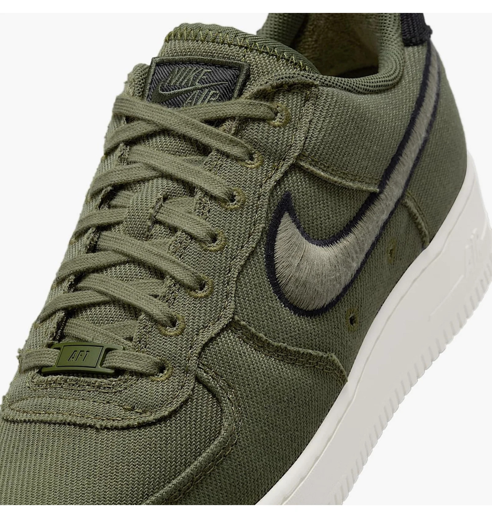 Кросівки Nike AIR FORCE 1 LOW CANVAS HV1204-301