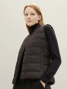 Безрукавка Lightweight Weste 1039268-14482 Tom Tailor L Чорний 1039268-14482