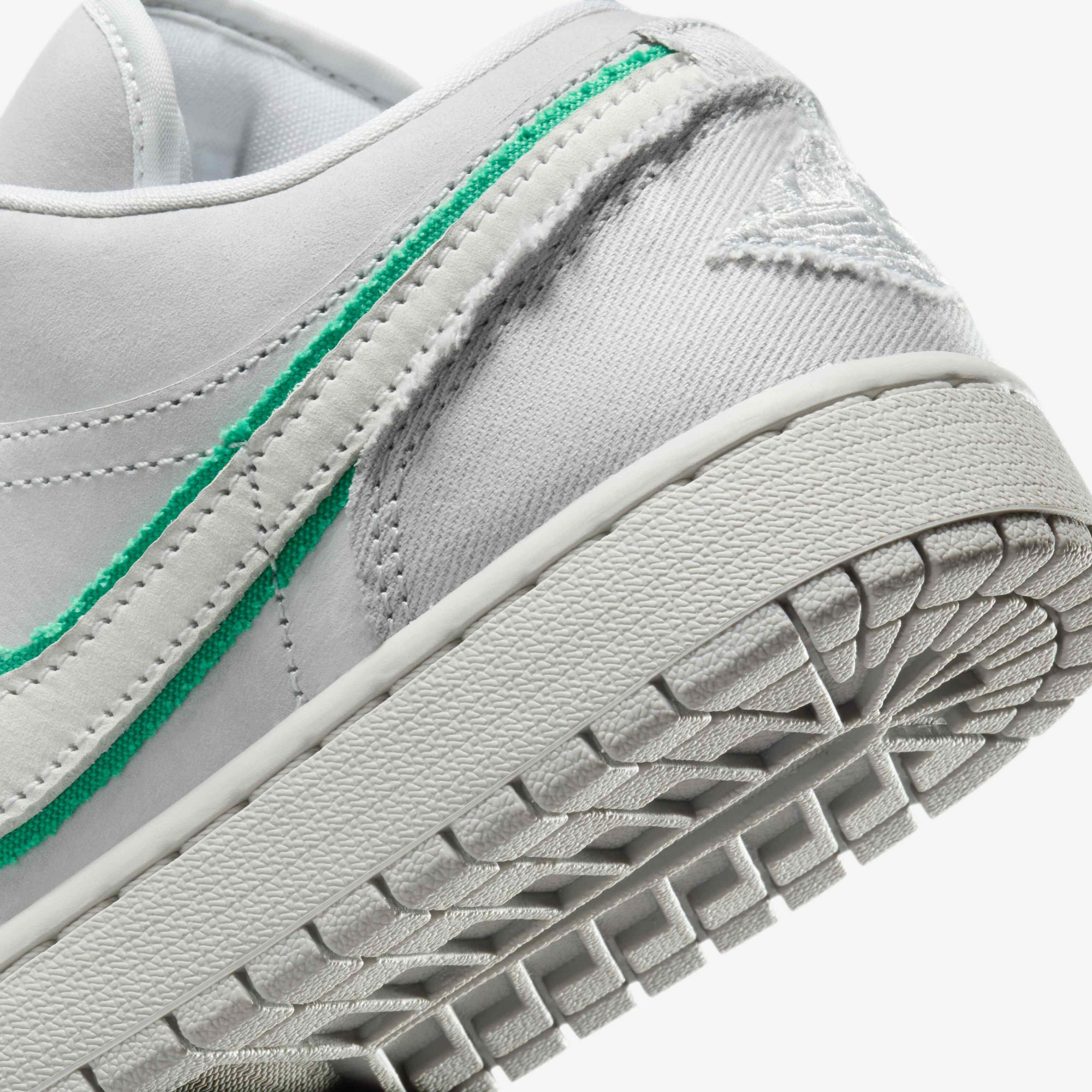 Кросівки WMNS AIR JORDAN 1 LOW SE IH3369-077