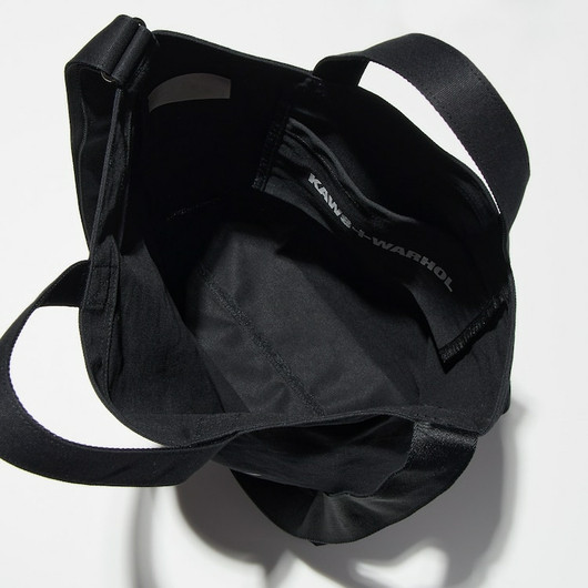 Сумка KAWS + Warhol 2WAY Tote Bag 361-473556