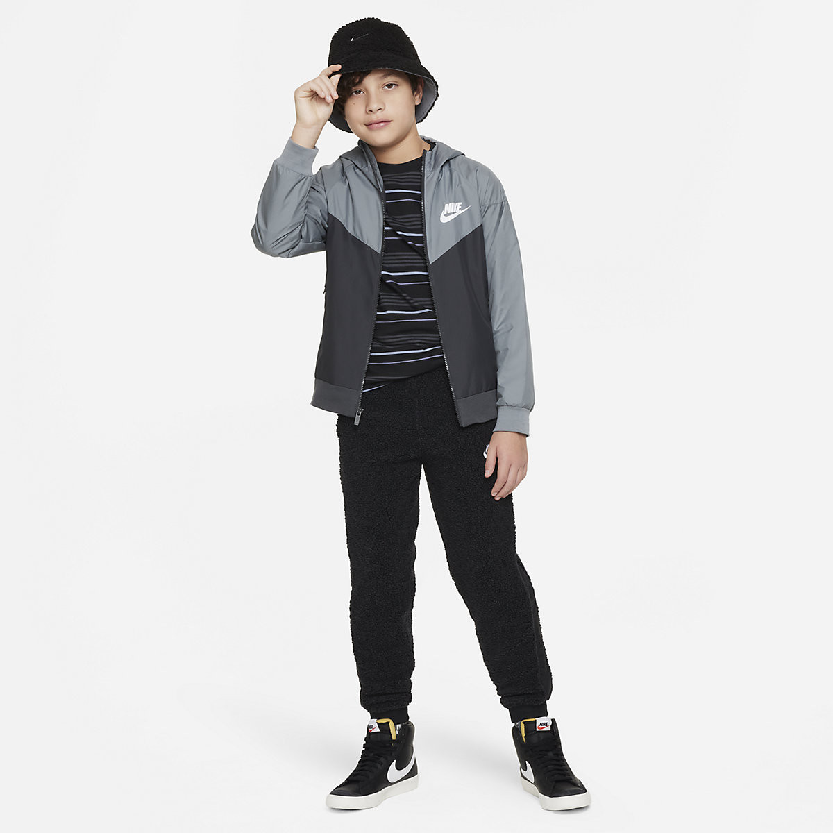 Футболка FJ6348-011 Nike FJ6348-011