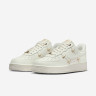 Кросівки Nike WMNS AIR FORCE 1 07 LX FV3654-111