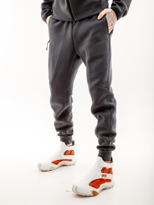 Штани Nike M NK TCH FLC JGGR FB8002-060