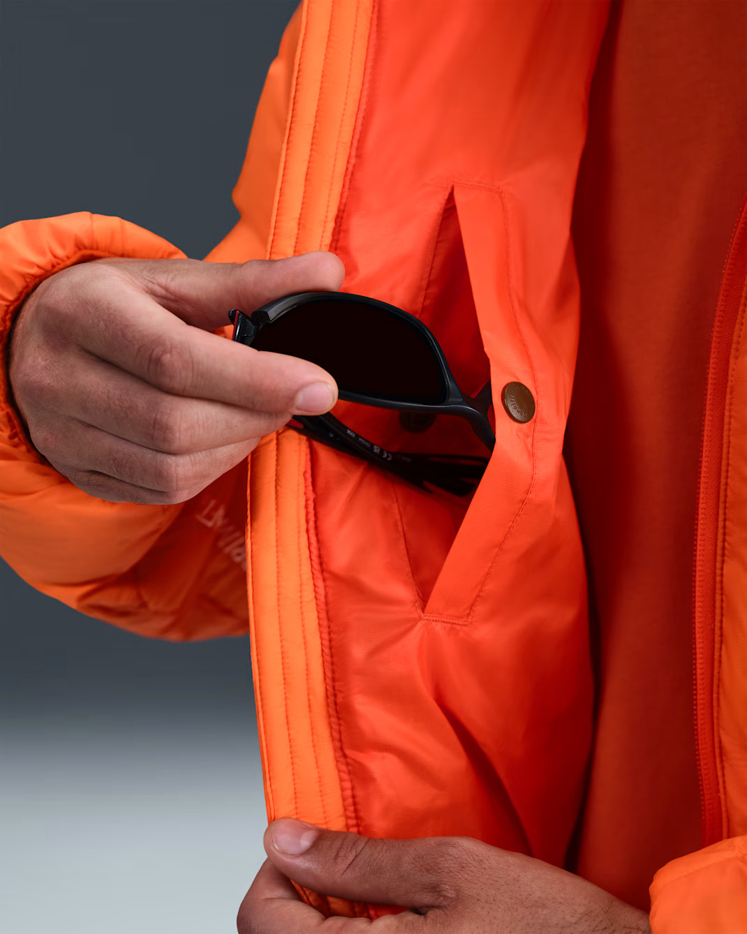 Куртка Nike M ACG TFADV LUNAR LAKE JKT FV8909-819