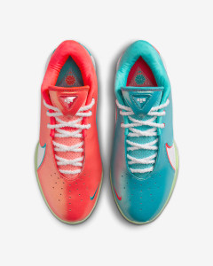 Кросівки Nike LEBRON XXII XMAS HV5148-600