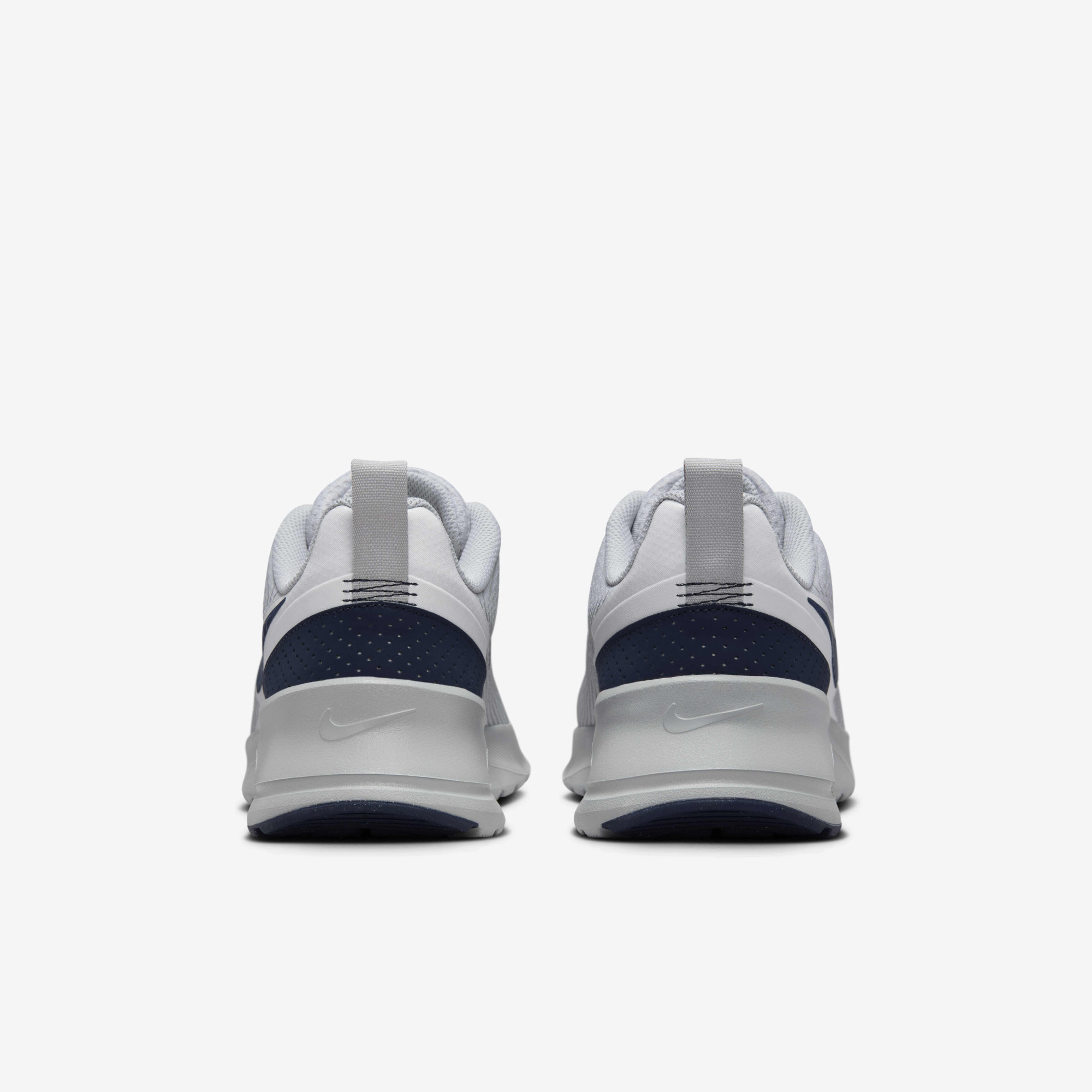 Кросівки чоловічі Nike Air Max Nuaxis Grey FD4329-003