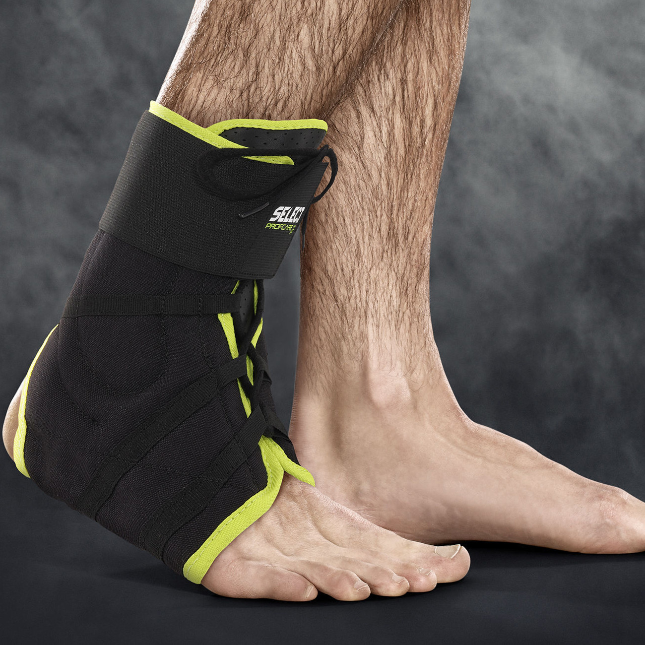 Бандаж на гомілкостоп SELECT Ankle support lace-up (010) чорний, L 705620