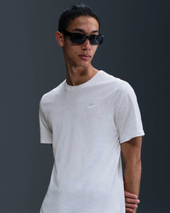 Футболка чоловіча Nike Sportswear Club T-Shirt Brown AR4997-051