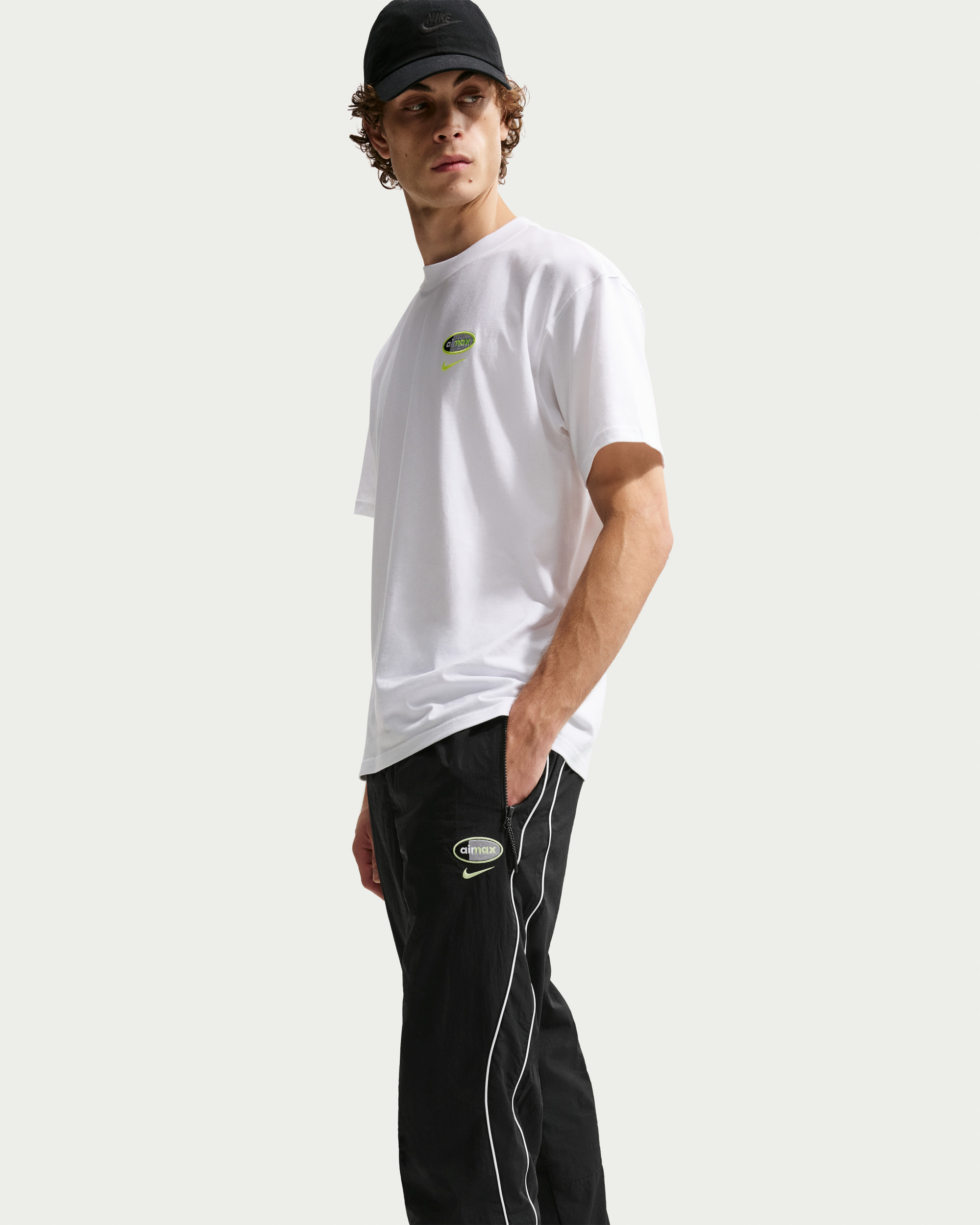 Штани Nike M NSW AIR MAX 95 WVN PANT IO3153-010