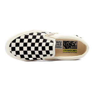 Кеди Slip-On VR3 Checkerboard Black/Marshmallow VN0007NC1KP1