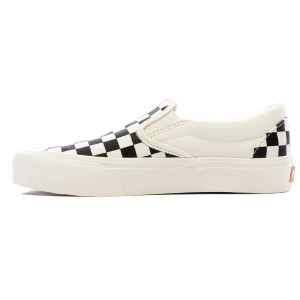 Кеди Slip-On VR3 Checkerboard Black/Marshmallow VN0007NC1KP1