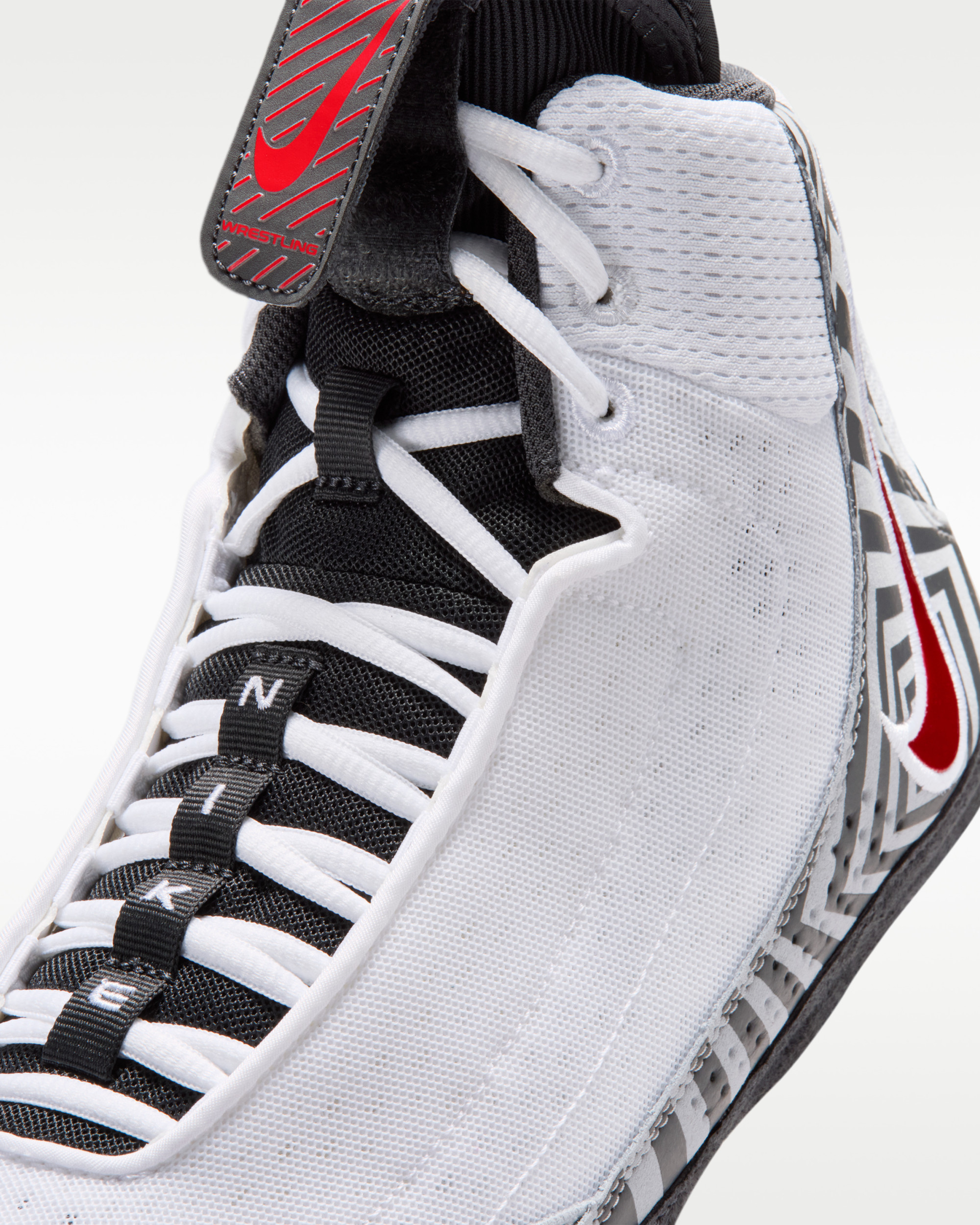 Борцівки Nike Inflict 4 SE HV4207-100