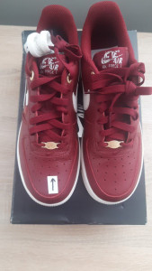Кросівки Nike Air Force 1 07 Premium Red (Клас А) DZ5616-600-R