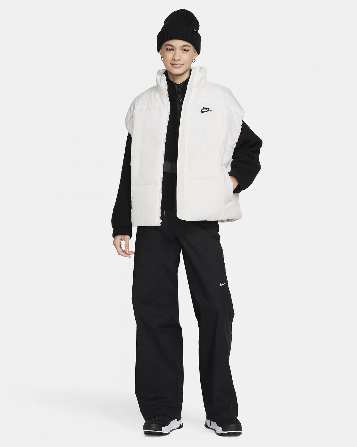 Жилеткака W NSW TF THRMR CLSC VEST FB7679-133 Nike M Білий FB7679-133