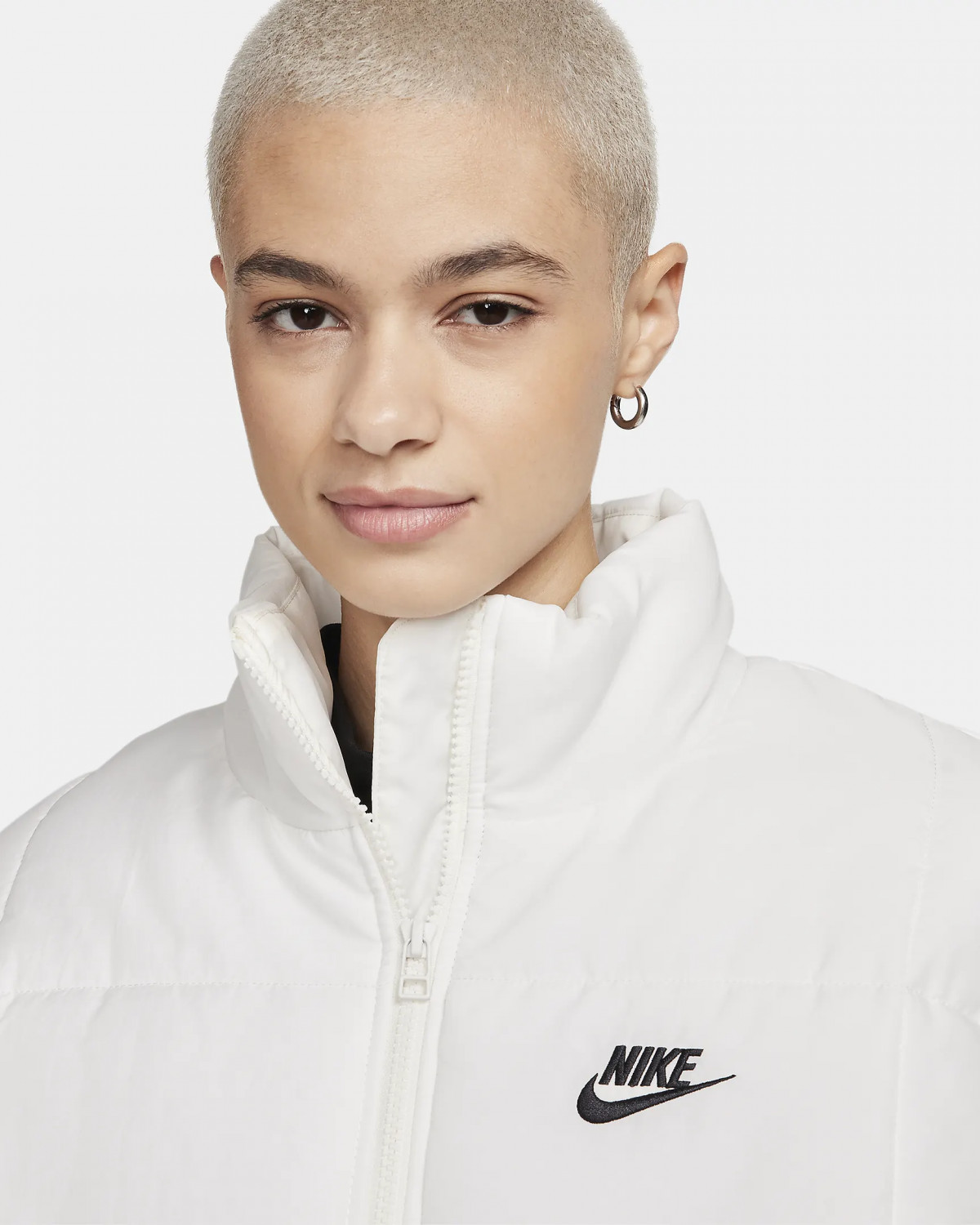 Жилеткака W NSW TF THRMR CLSC VEST FB7679-133 Nike M Білий FB7679-133