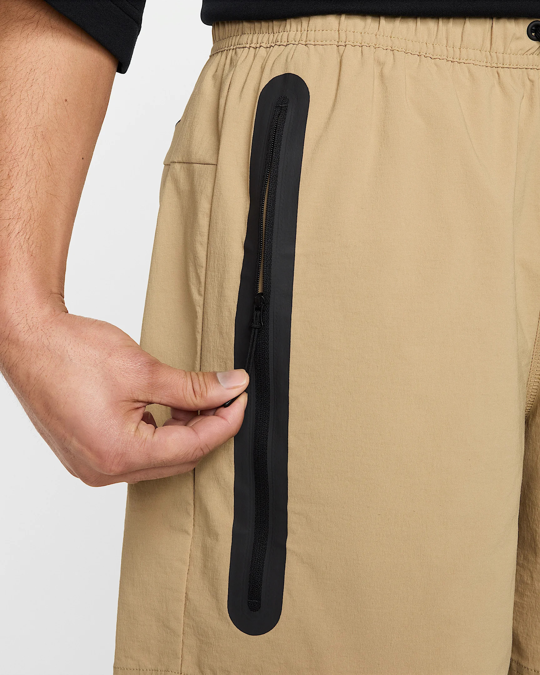 Шорти чоловічі Nike Tech Beige HQ0470-297