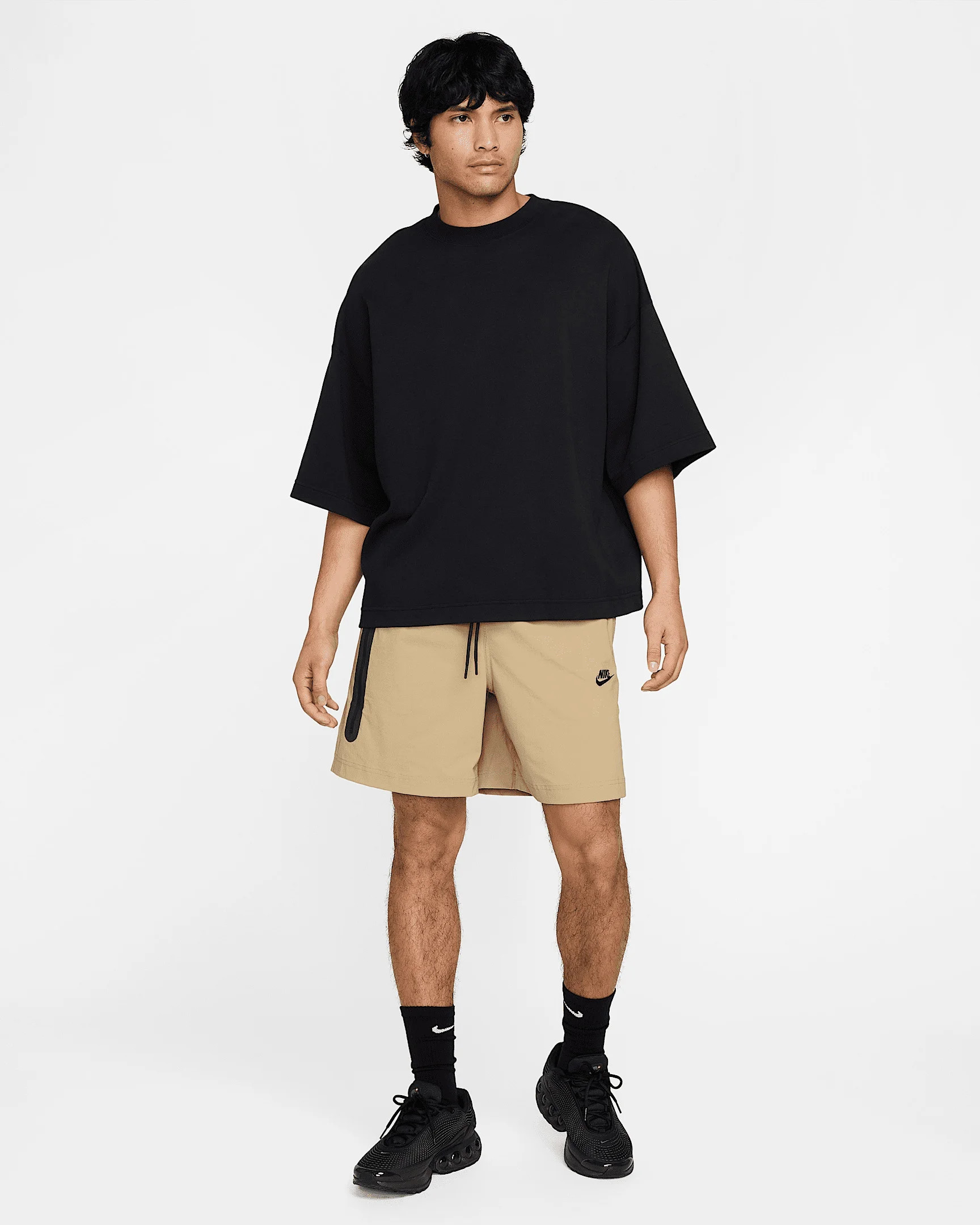 Шорти чоловічі Nike Tech Beige HQ0470-297