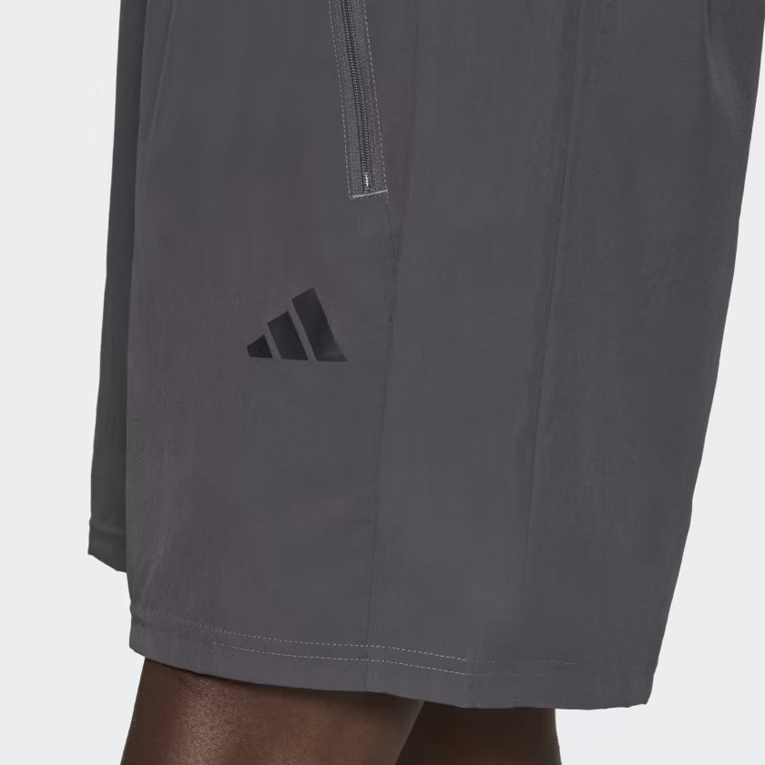 Шорти TRAIN ESSENTIALS WOVEN IC6978 Adidas L Темно-сірий IC6978
