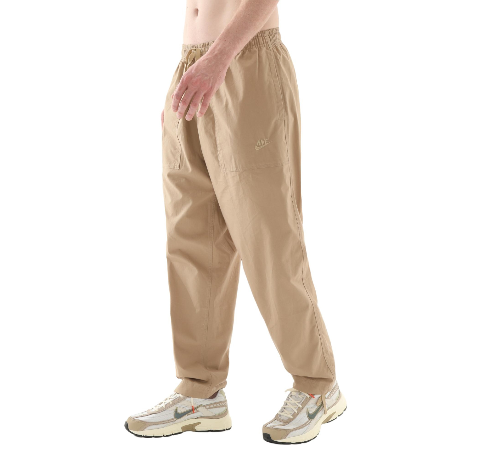 Штани чоловічі Nike Club Beige FN3096-297
