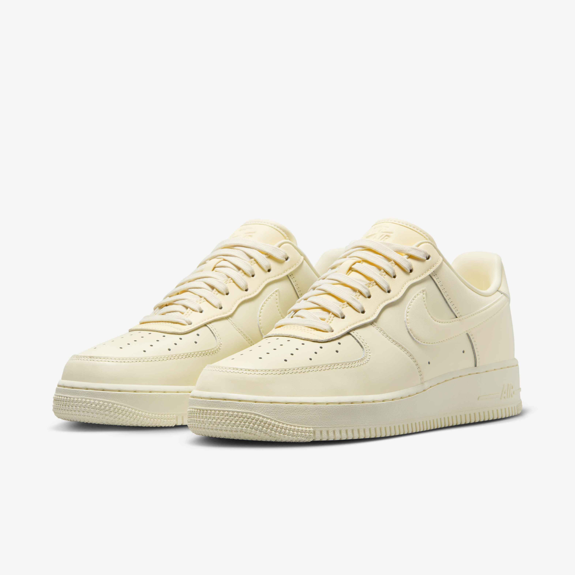 Кросівки чоловічі Nike Air Force 1 07 Fresh Beige DM0211-101