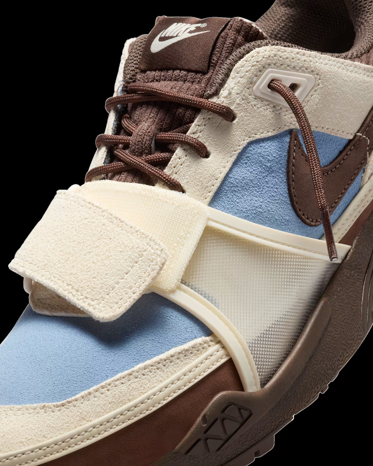 Кросівки Nike Zoom Field Jaxx HQ3072-400