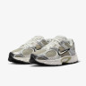 Кросівки Nike W V5 RNR HQ7901-301