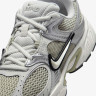 Кросівки Nike W V5 RNR HQ7901-301