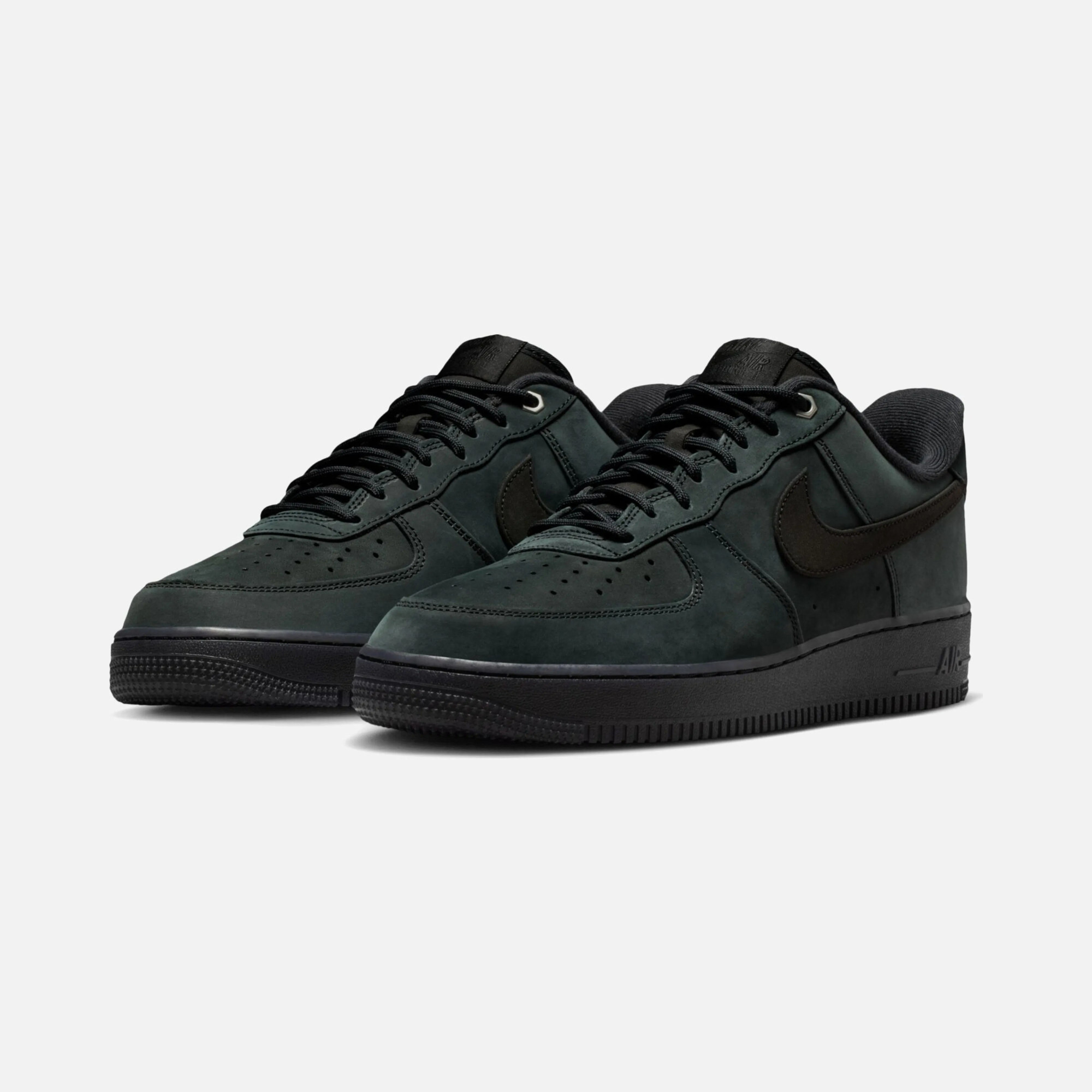 Кросівки Nike AIR FORCE 1 07 WB CJ9179-001