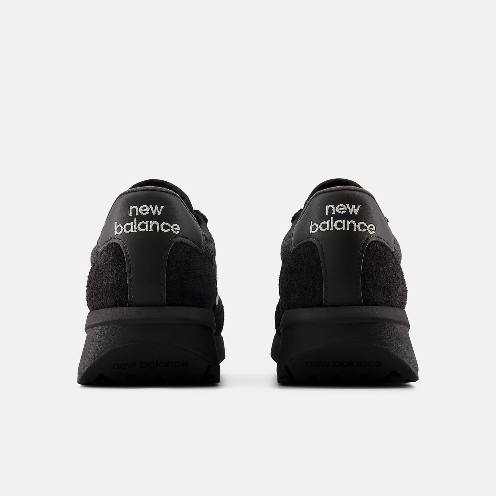 Кросівки New Balance 370 U370PB