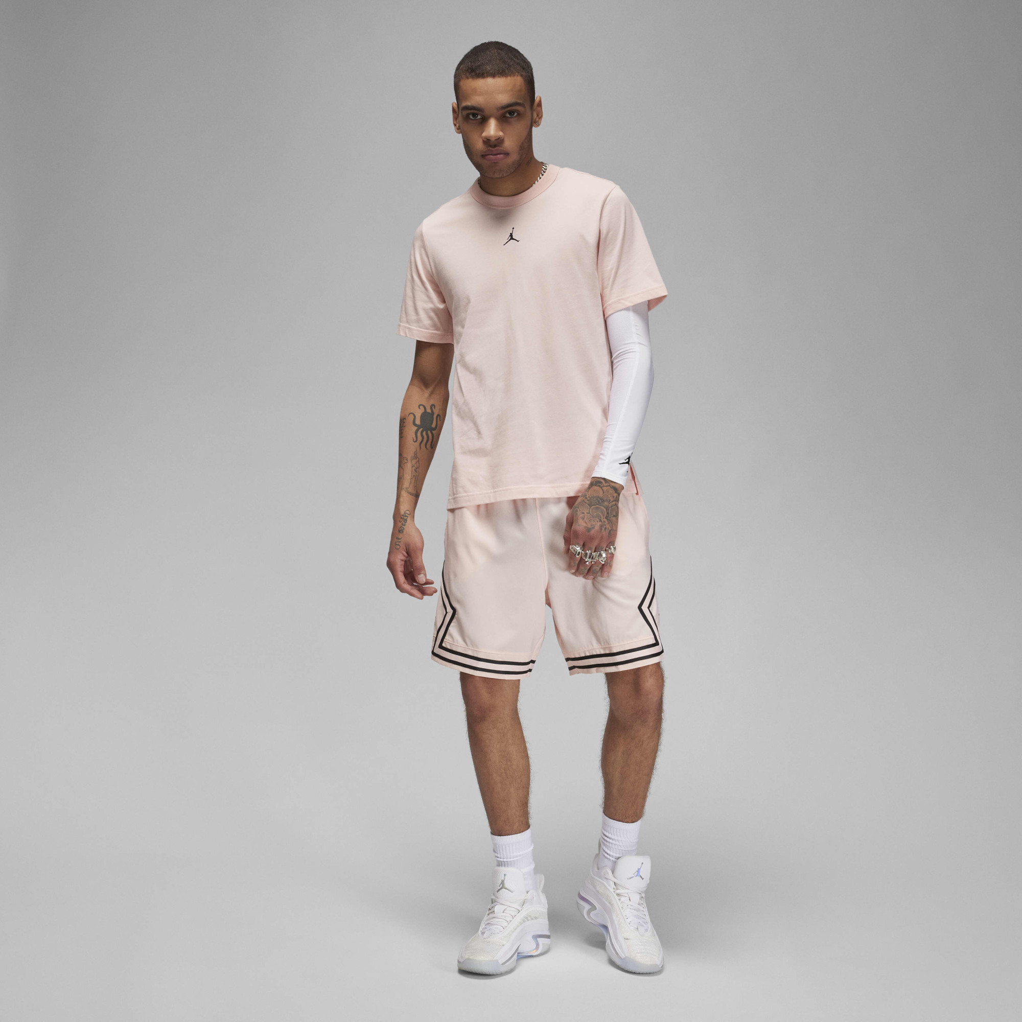 Футболка чоловіча Air Jordan Dri-Fit Sport Performance-Oberteil Peach FN5829-622