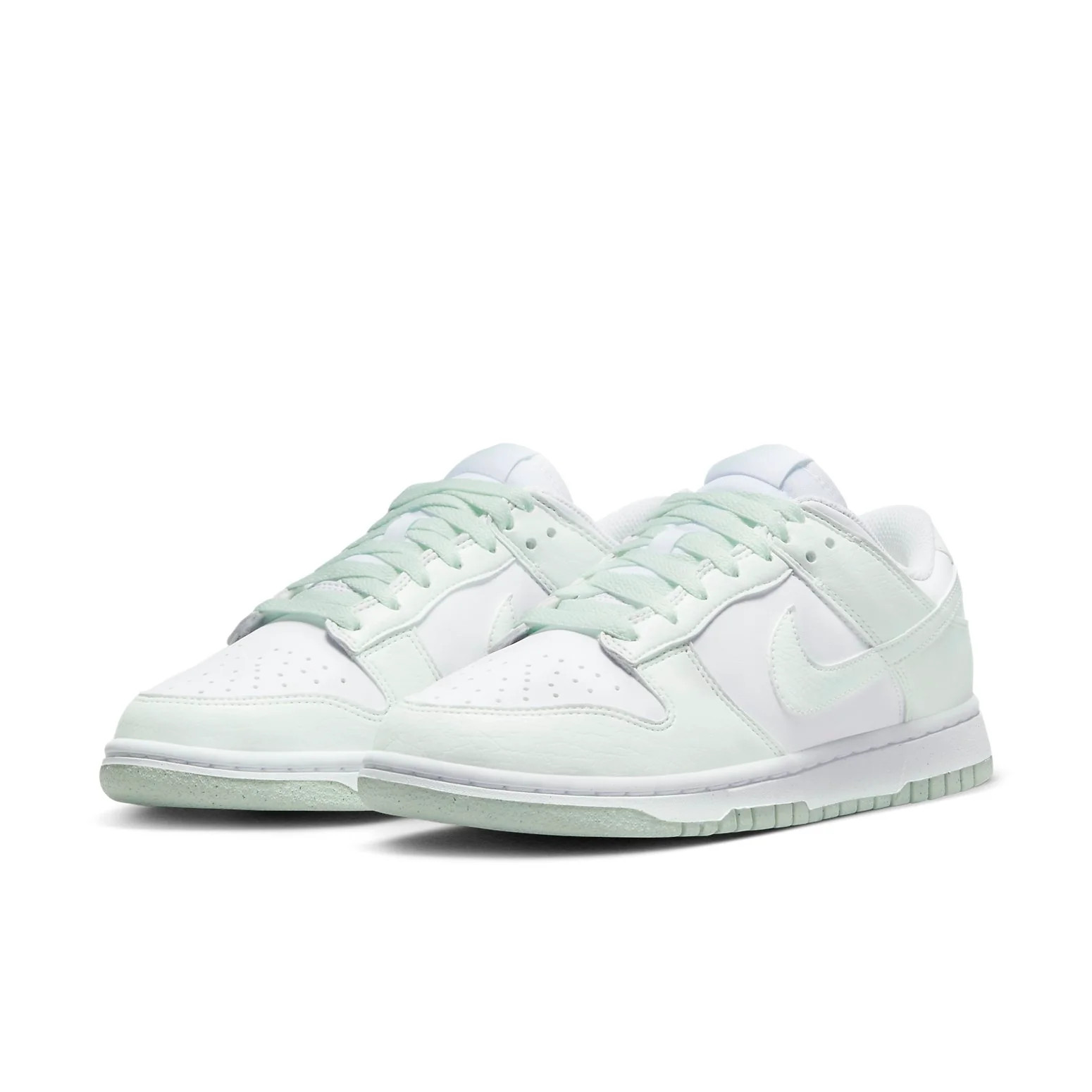 Кросівки Nike W DULOW NEXT NATURE DN1431-102