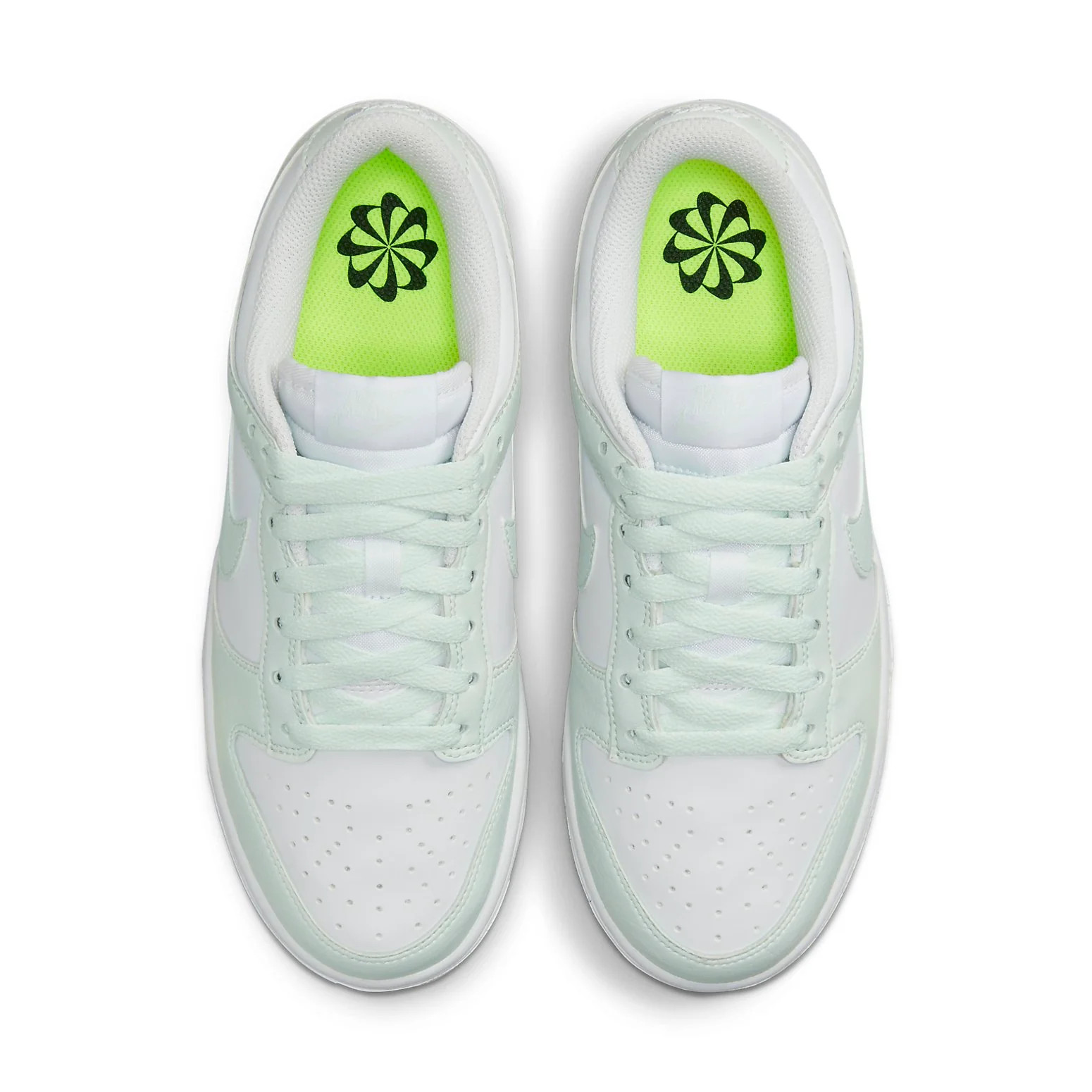 Кросівки Nike W DULOW NEXT NATURE DN1431-102