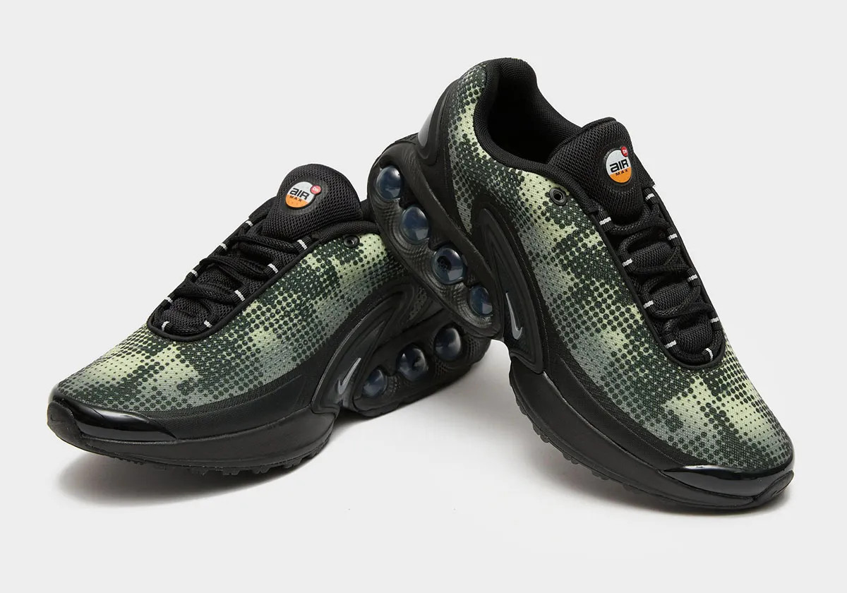 Кросівки Nike AIR MAX DN IB3078-010