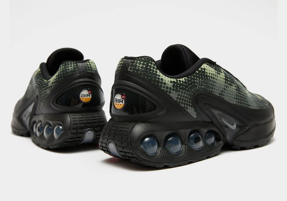 Кросівки Nike AIR MAX DN IB3078-010