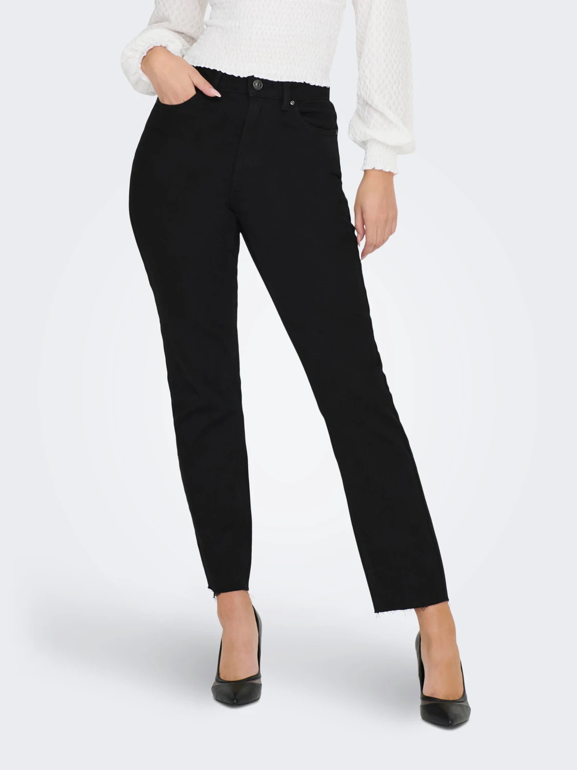 Джинси ONLEMILY HW STR CRP ANK RAW MAE034 NOOS 15219264-Black Denim ONLY 26/32 Чорний 15219264-Black Denim